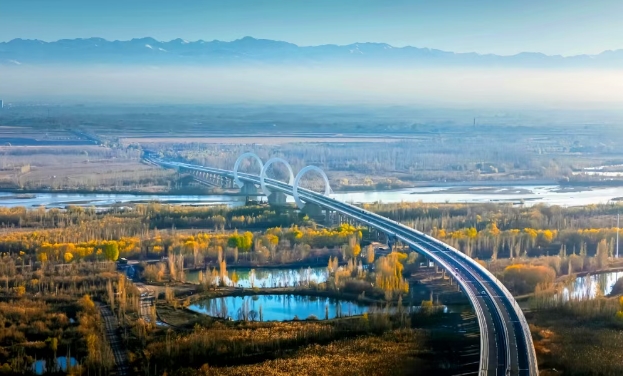 三峽油漆護(hù)航“一帶一路”交通動脈——新疆伊犁河三橋